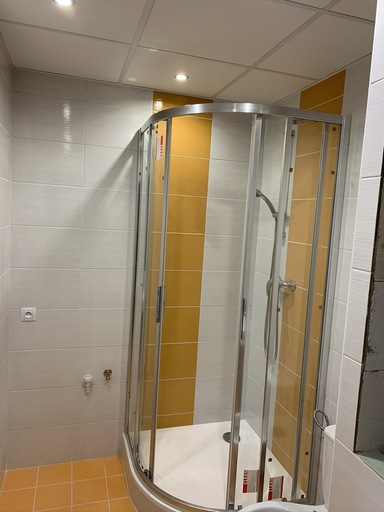 Zděné bytové jádro - koupelna spojená s wc