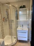 Výměna vany za sprchový kout a částečná rekonstrukce byt. jádra